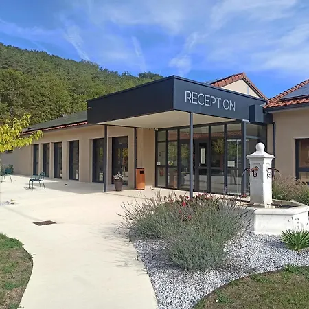 Services Seniors Aparthotel *